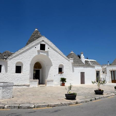 Trullo Vino & Amore Альберобелло Экстерьер фото