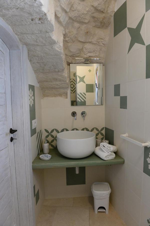 Trullo Vino & Amore Альберобелло Экстерьер фото